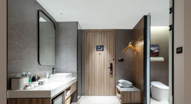 Taizhou Huangyan Yongning  Atour Hotel