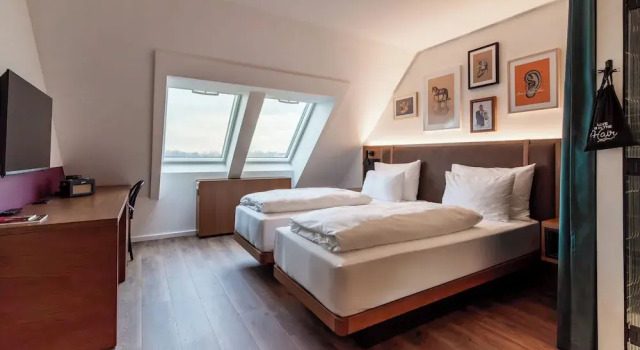 Двухместный номер Smart Hotel Schani UNO City