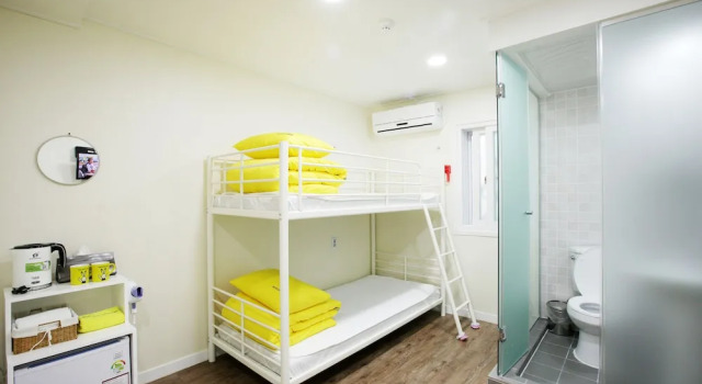 Двухместный номер Standard 24 Guesthouse Myeongdong Avenue