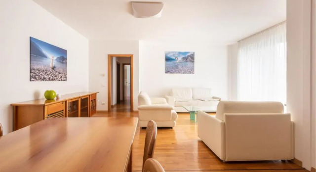 Апартаменты с 3 комнатами Modern and Elegant Apartments