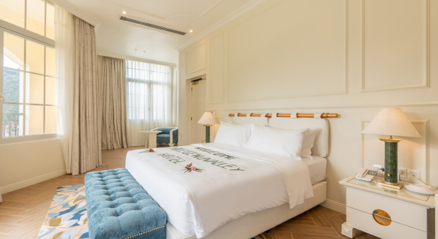 Люкс Legend Valley Hotel Ha Nam