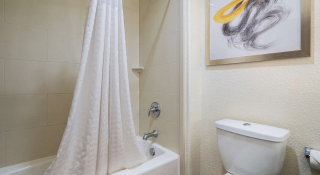 Двухместный люкс Comfort Inn & Suites Victoria North