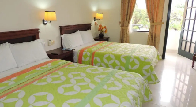 Трёхместный номер Standard Hotel Club del Sol