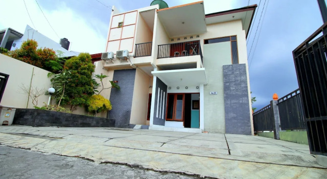 D Java Homestay Unit Ambarrukmo 3, Rezervovat Hotel 3hvězdičkové hotely v Yogyakarta Province, 3*