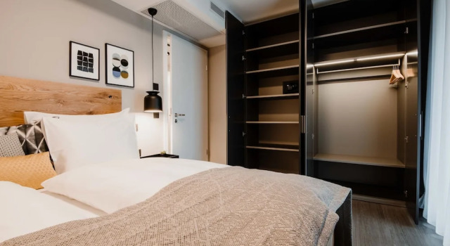 Апартаменты Business Premium с 2 комнатами Timehouse Serviced Apartments