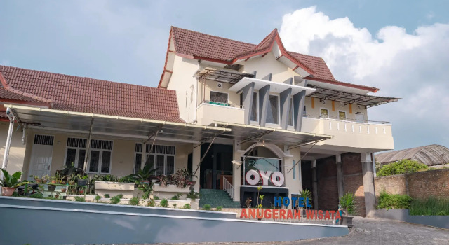 OYO 1962 Anugerah Wisata Hotel, Book Hotel Yogyakarta Yogyakarta Province