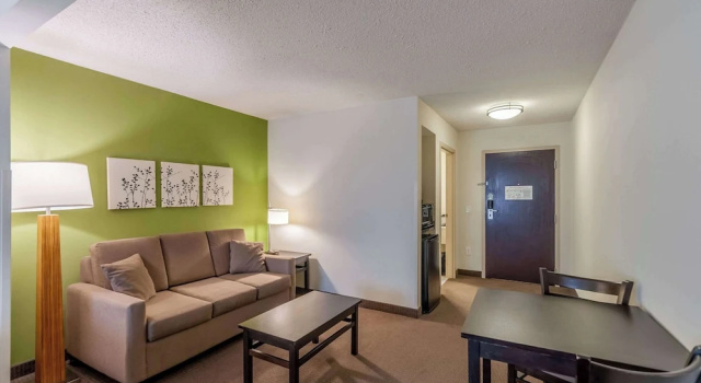 Люкс Sleep Inn & Suites Harrisonburg on University