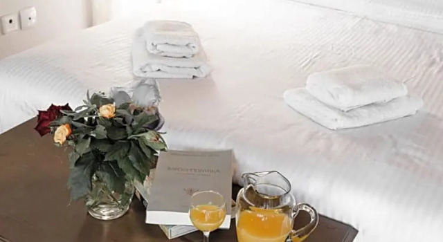 Shamrock Elati Retreats, Забронировать Отель Отели Аспрангелои с завтраком, Завтраки