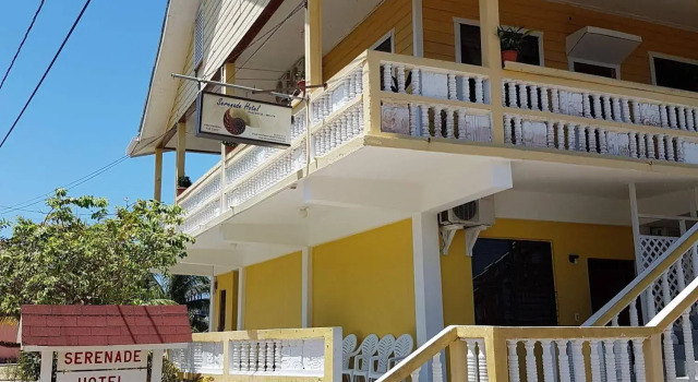 Serenade Hotel