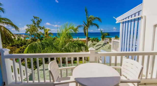 Апартаменты Deluxe La Vista Beach Resort