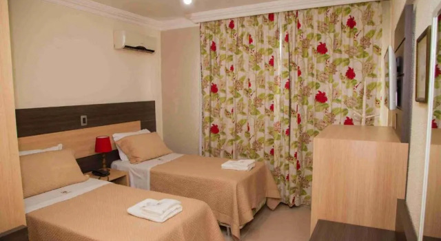 Двухместный номер Deluxe CHA Royal Plaza Hotel