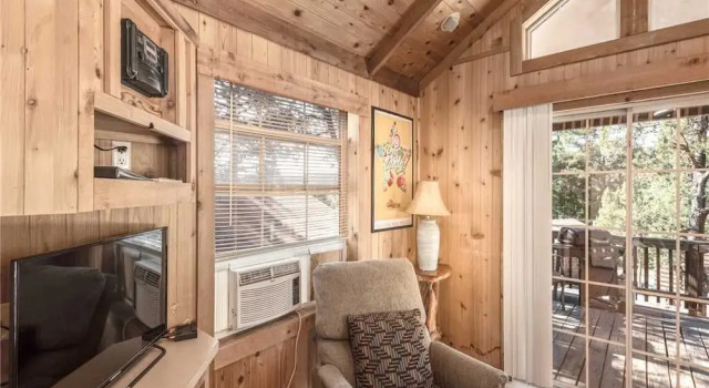Aloft Cabin, 1 Bedroom, 1 Loft, Midtown, Sleeps 6, Varaa Hotelli Ruidoso New Mexico
