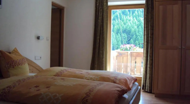 Четырёхместный номер Standard Haus Fliri