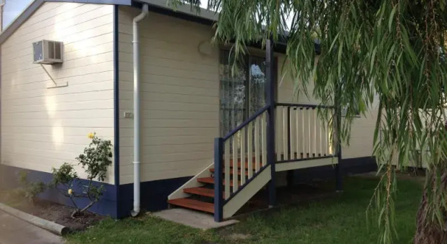 Millicent Lakeside Caravan Park, Buchen Sie Hotel Millicent South Australia-Südaustralien