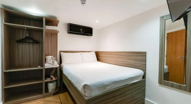 Двухместный номер Standard без окна The Podworks Hotel