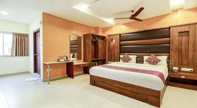 Treebo Tryst Tree Inn Jubliee, Varaa Hotelli Hyderabad 