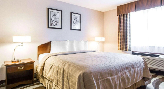 Quality Inn & Suites Stoughton - Madison South, Prenota Hotel Stoughton Wisconsin