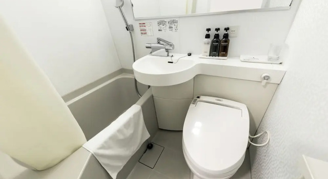 Номер Semi-Double Akasaka Yoko Hotel