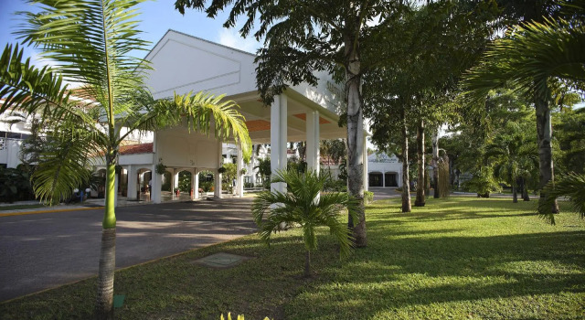 Sarova Whitesands Beach Resort Spa 4, Забронировать Курортный отель Отели Момбасы 3 звезды, рядом с Nakumatt Cinemax, 3*