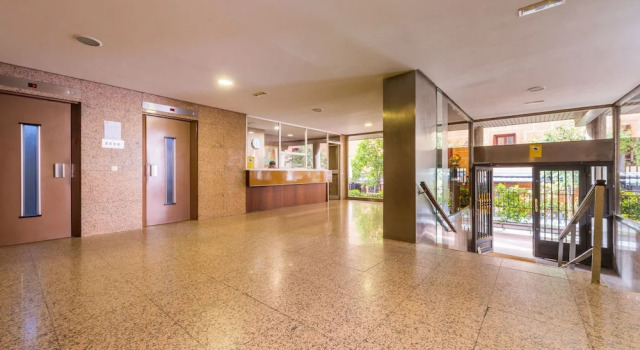Apartamento mercado San Miguel, Забронировать Апартаменты/квартира Отели Мадрида с парковкой, рядом с Театр Монументал, Парковка