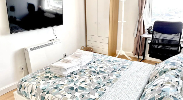 Paddington Luxury Apartment