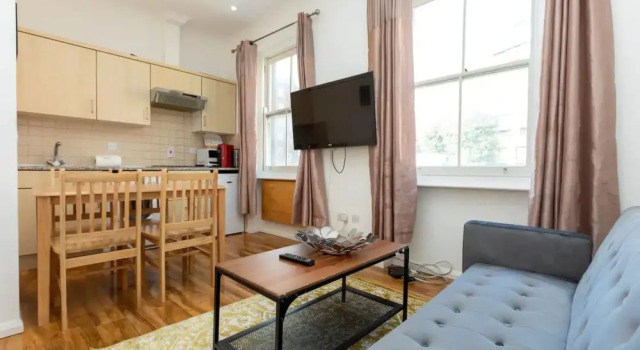 Centrally Located 1 Bedroom Apartment Near Paddington