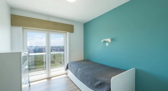 Апартаменты Apartment With 3 Bedrooms and sea View
