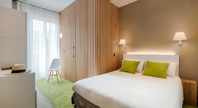 Двухместный номер Standard с балконом Hôtel LA VILLA TOSCA
