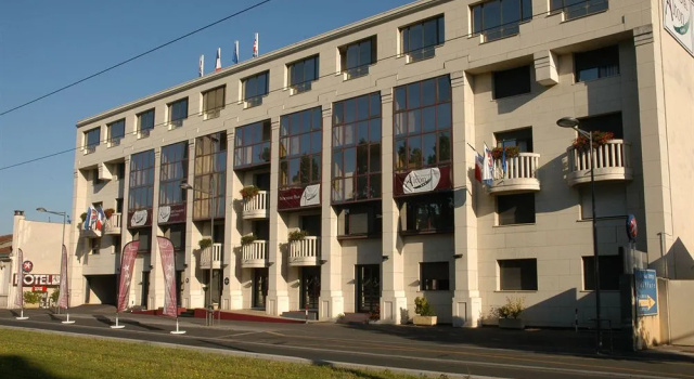 Inter-Hotel Bordeaux Mériadeck Alton, Rezerwuj Hotel Saint Augustin 