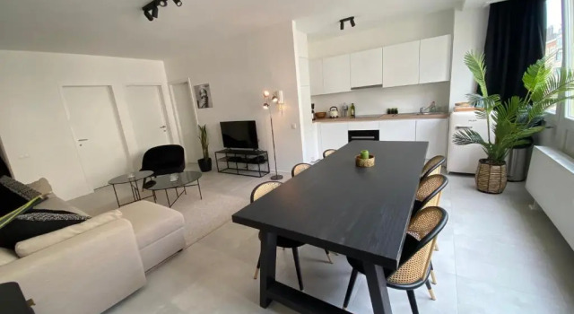 Appartement King 44, Rezerwuj Apartament Hotele w Bruksela z parkingiem, Parking