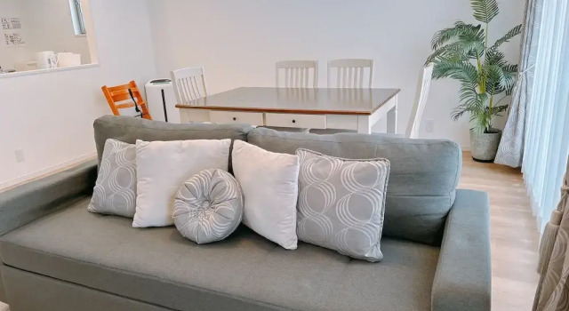 Коттедж с балконом Araha Beachway Inn