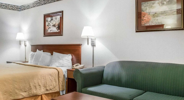 Двухместный номер Standard Quality Inn & Suites Brooks Louisville South