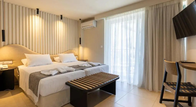 Двухместный номер с видом на внутренний двор Alia Beach Hotel by Estia