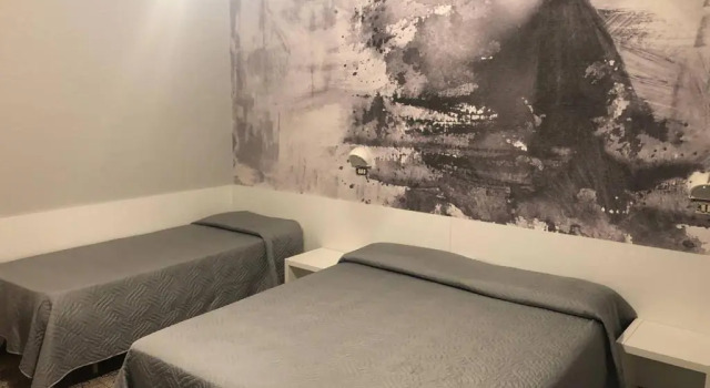 Трёхместный номер Economy Hotel Wega