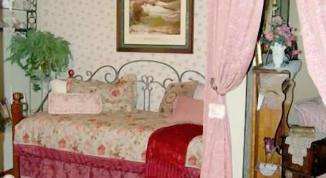 Schuster Mansion Bed & Breakfast