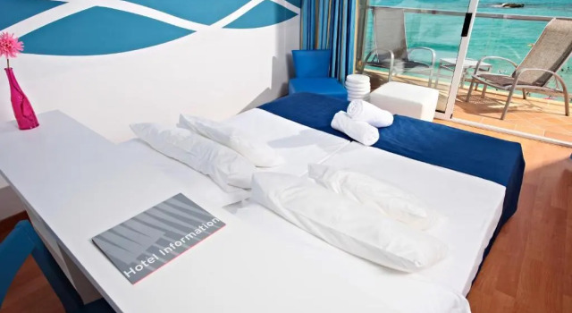 Standaard Tweepersoonskamer uitzicht op zee Hotel Clumba