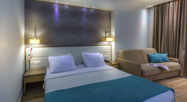 Cosmopolitan Hotel, Book Hotel Paralia 