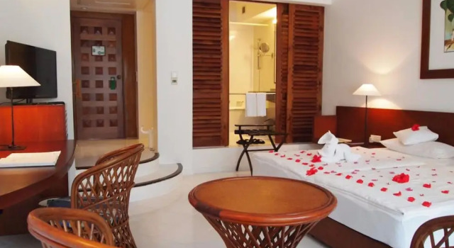 Номер Comfort с балконом Lanka Princess All Inclusive Hotel