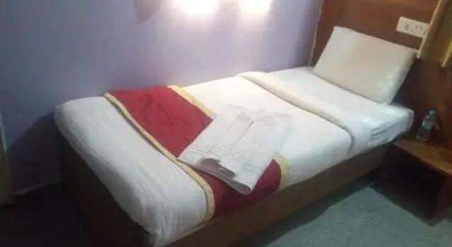 Goroomgo Ample Mint Chickpet Bengaluru, Rezervovat Hotel Hotely v Bangalore s parkováním, Parkování