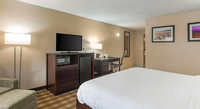 Номер Standard Pocono Inn & Banquet - Stroudsburg