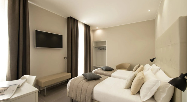 Hotel H21