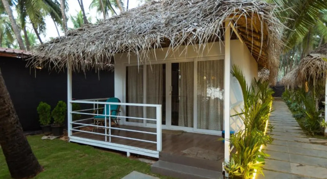 Двухместный номер Deluxe с балконом The shore beach resort