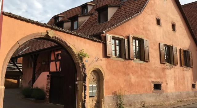 Deluxe Family Home, Забронировать Отель Отели Alsace Wine Route с парковкой, Парковка