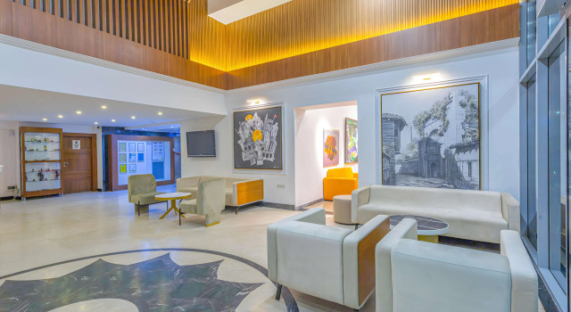 Best Western Plus Khan Hotel