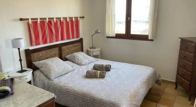 Villa Lazuel, piscine privée chauffée, vue panoramique et jardin clos, Забронировать Вилла Виллы Овернь-Рона-Альпы, Вилла