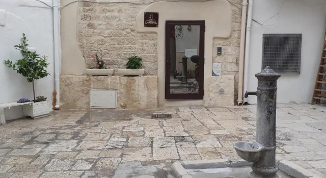 Borgo Fontana B&B, Забронировать Отель «постель и завтрак» Отели в центре Бари, в центре