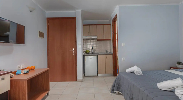Номер Economy Adonis Hotel