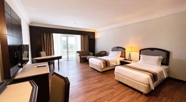 Номер Superior с балконом Grand Darul Makmur Hotel Kuantan