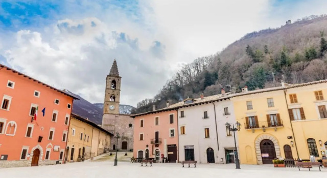 Il Dolce Rifugio. Piazza principale di Leonessa, Reserva ahora Hotel Leonessa El Lacio