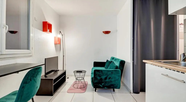 Апартаменты Budget Apart with Parking (Adults Only)